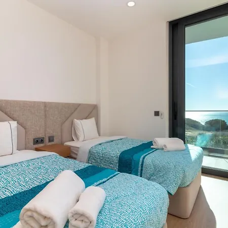 Casa Luna Mar Estombar